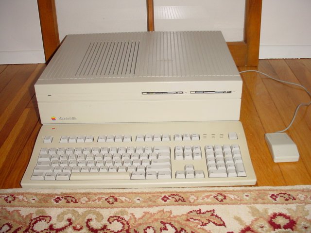 Front view of Mac IIfx